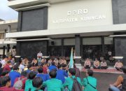 Foto – Foto Aksi Mahasiswa Tolak RUU KUHAP di Kantor DPRD Kuningan